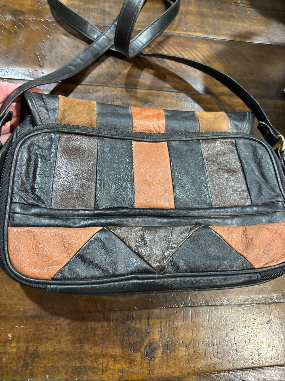 Vintage Mod 1960's Color block Leather Crossbody Bag in Black, Brown, Rust - Picture 2 of 11